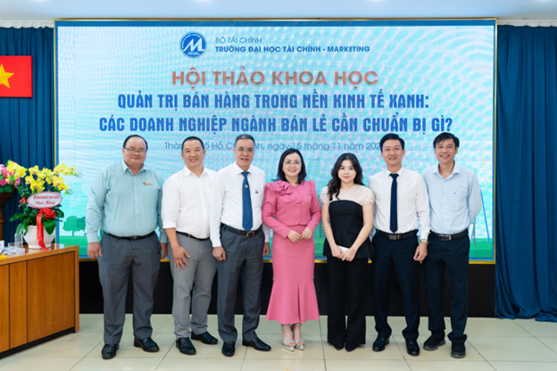 Successful scientific seminar on "Salse management in a green economy: What should retail business prepare for?"